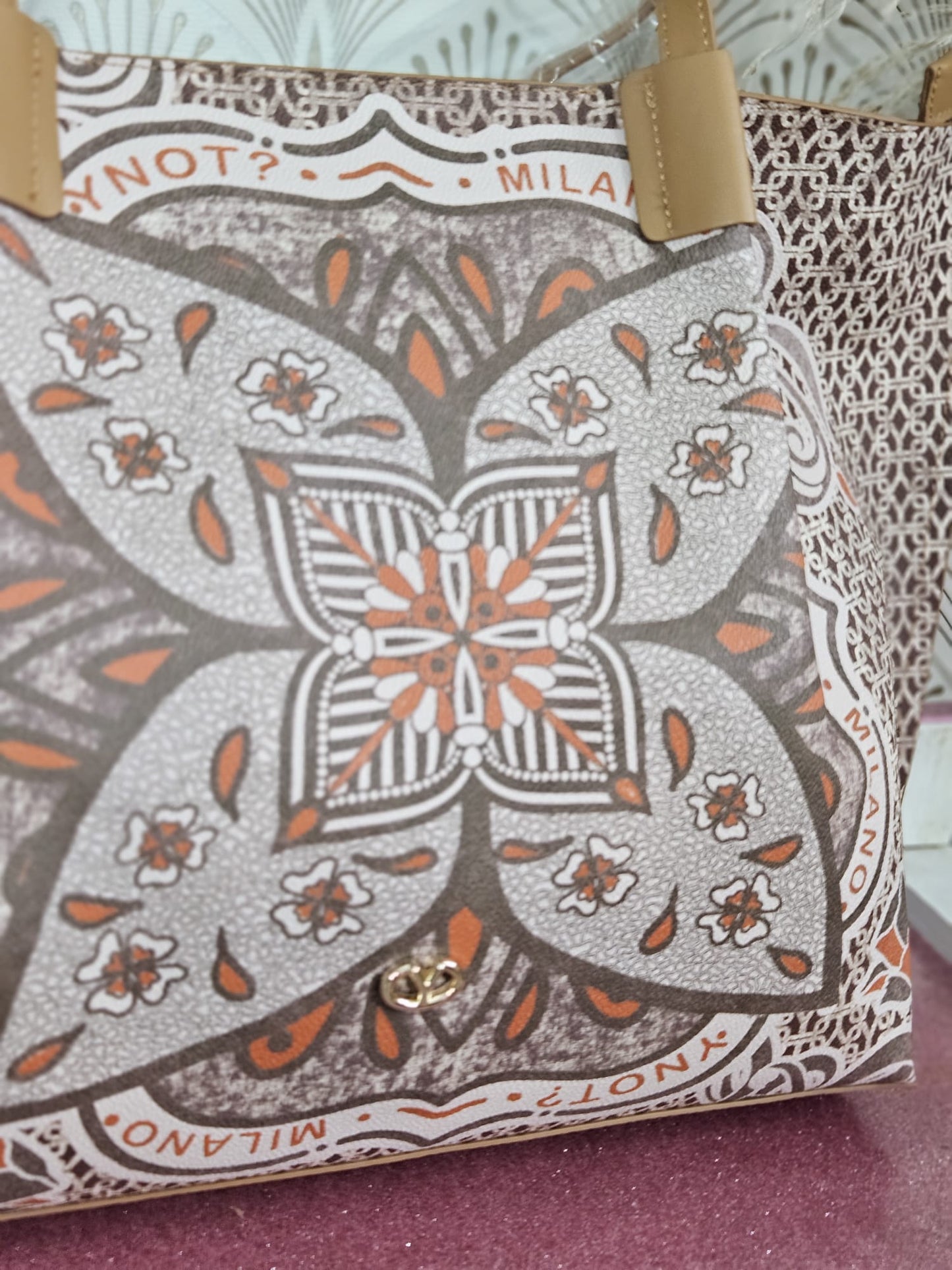 Ynot? Tote large FLW707 havana