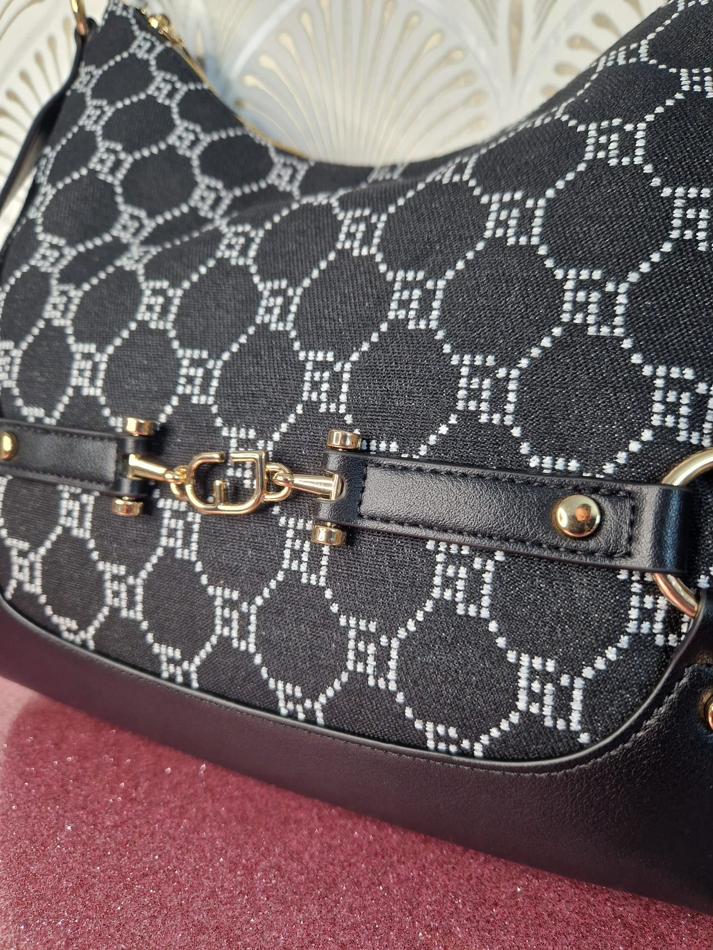 Borsa hobo Gaudì V5AE12101 nera
