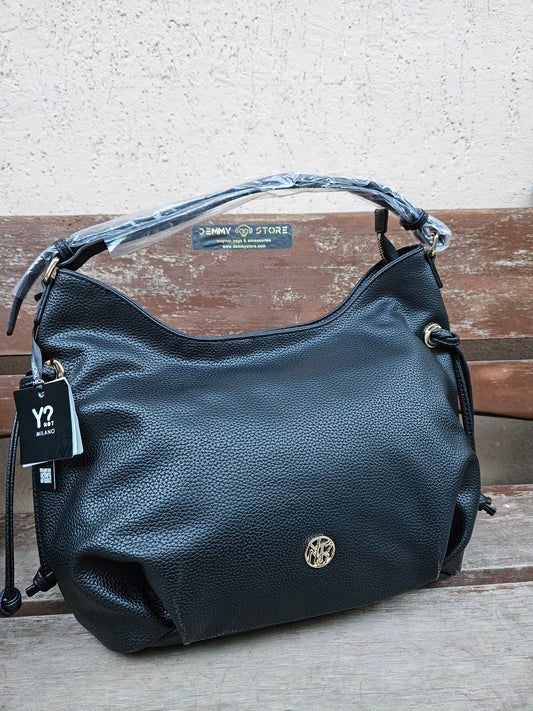 Ynot? Hobo DAF001 nera