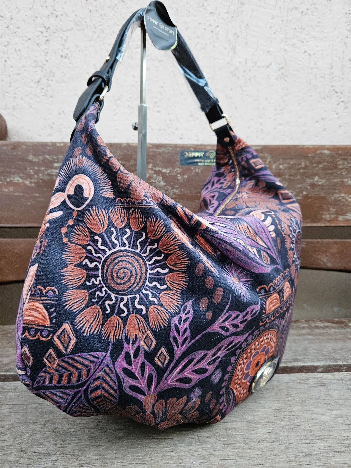 Ynot? Hobo IND002 berry