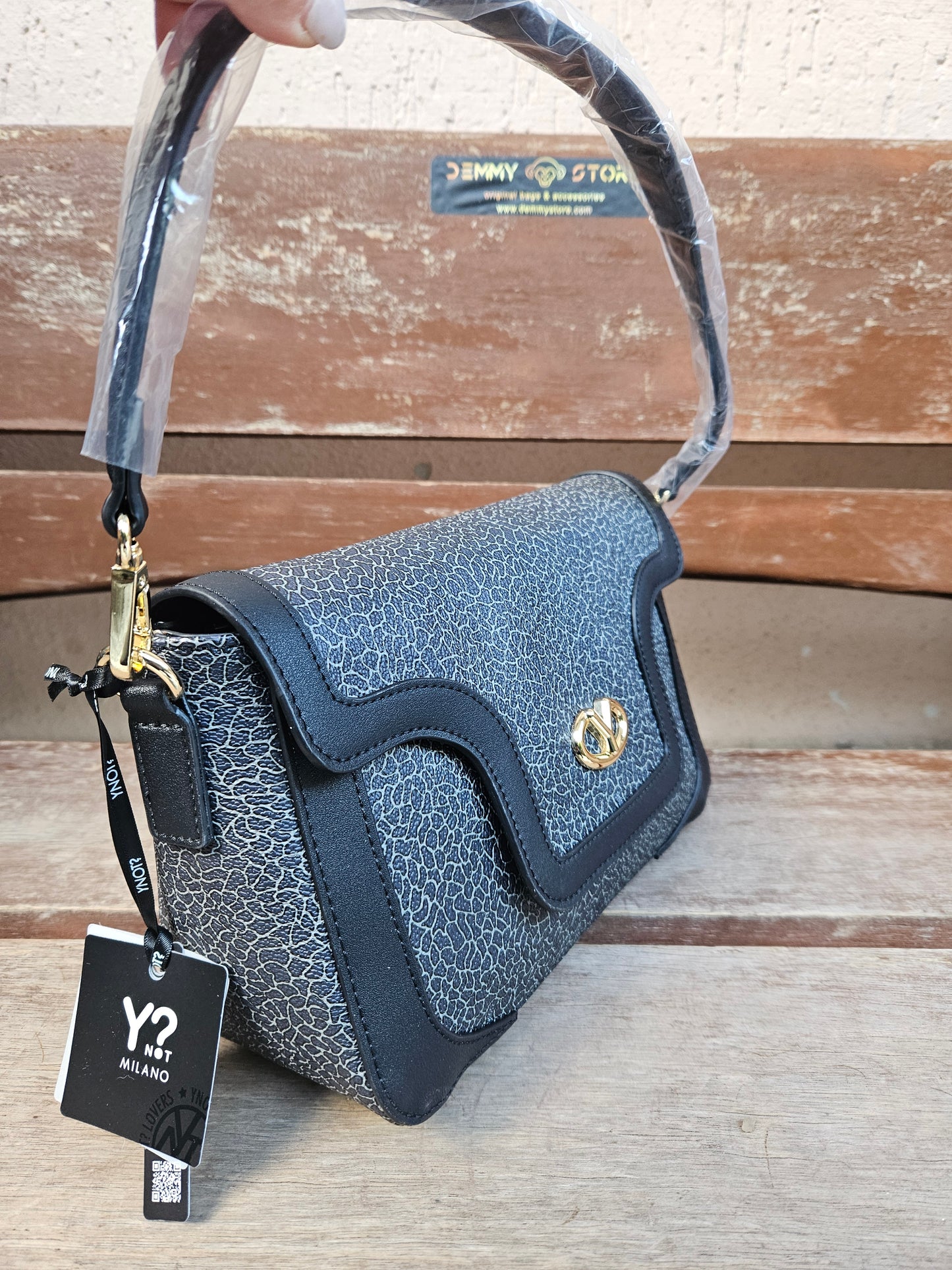 Ynot? Flap bag LUX104 nero