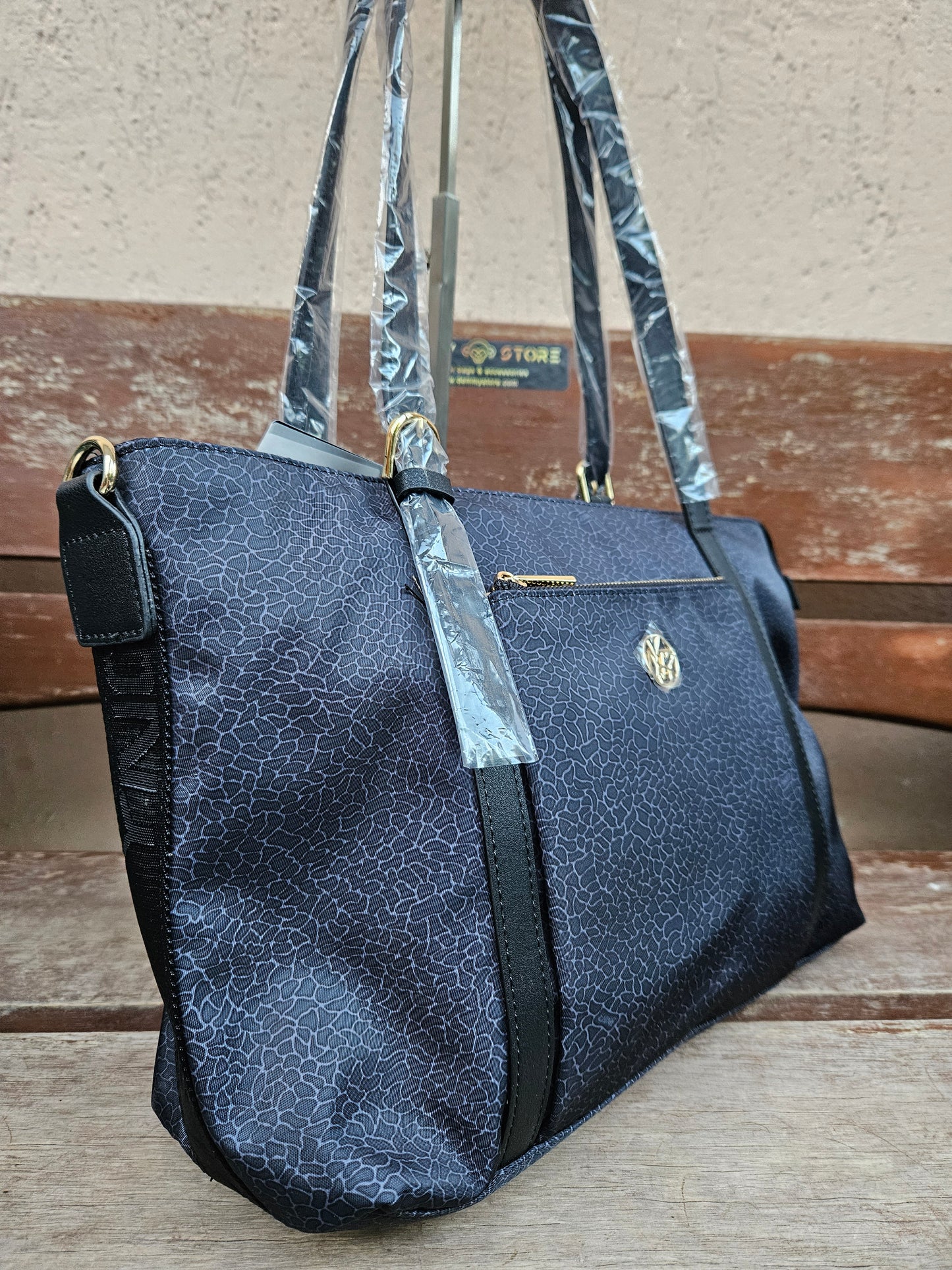 Ynot? Shopping CLO027 nera