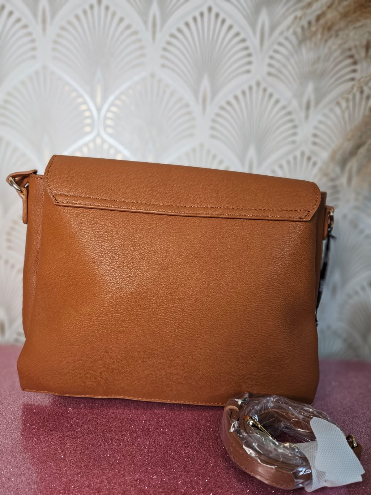 Ynot? Flap bag LVS006 tan