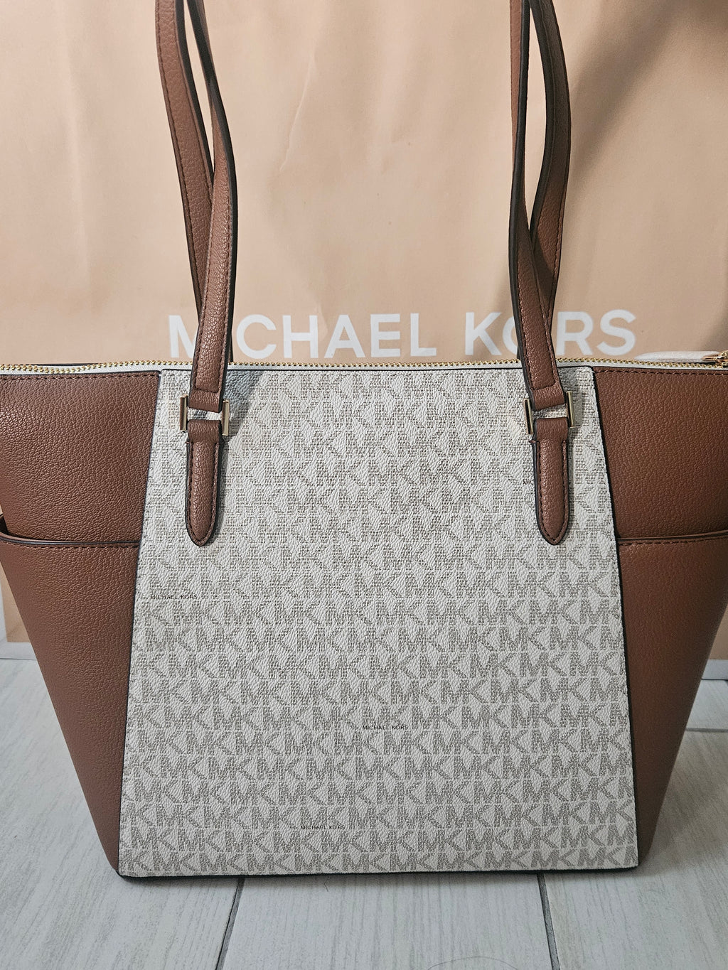 Charlotte large logo tote bag