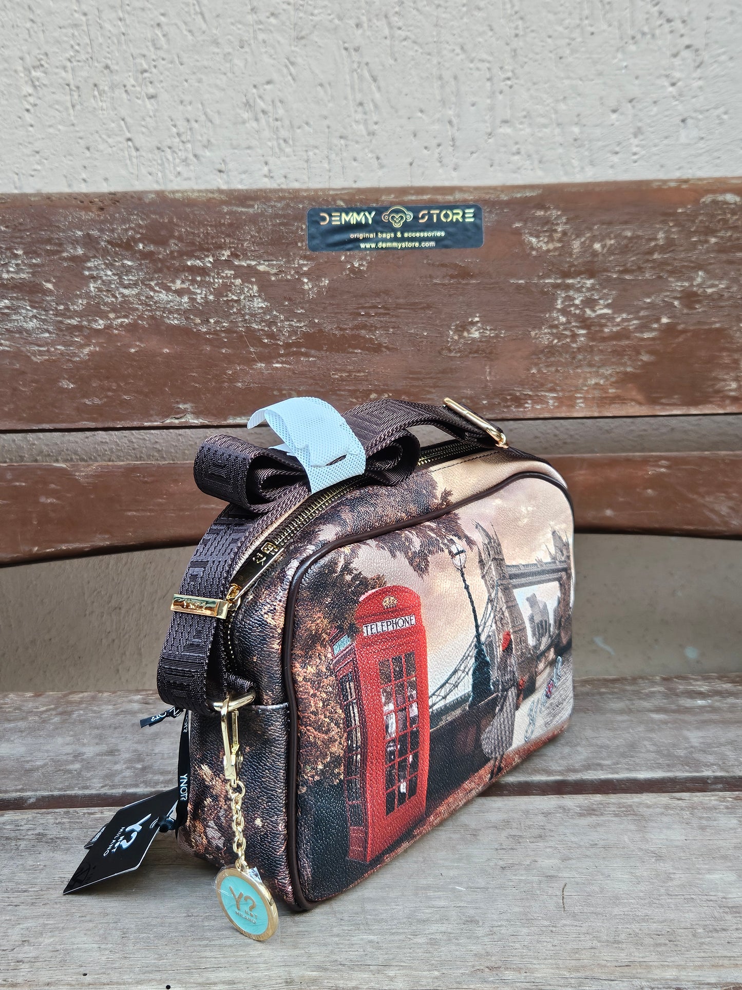 Ynot? Camera bag London bridge YES440