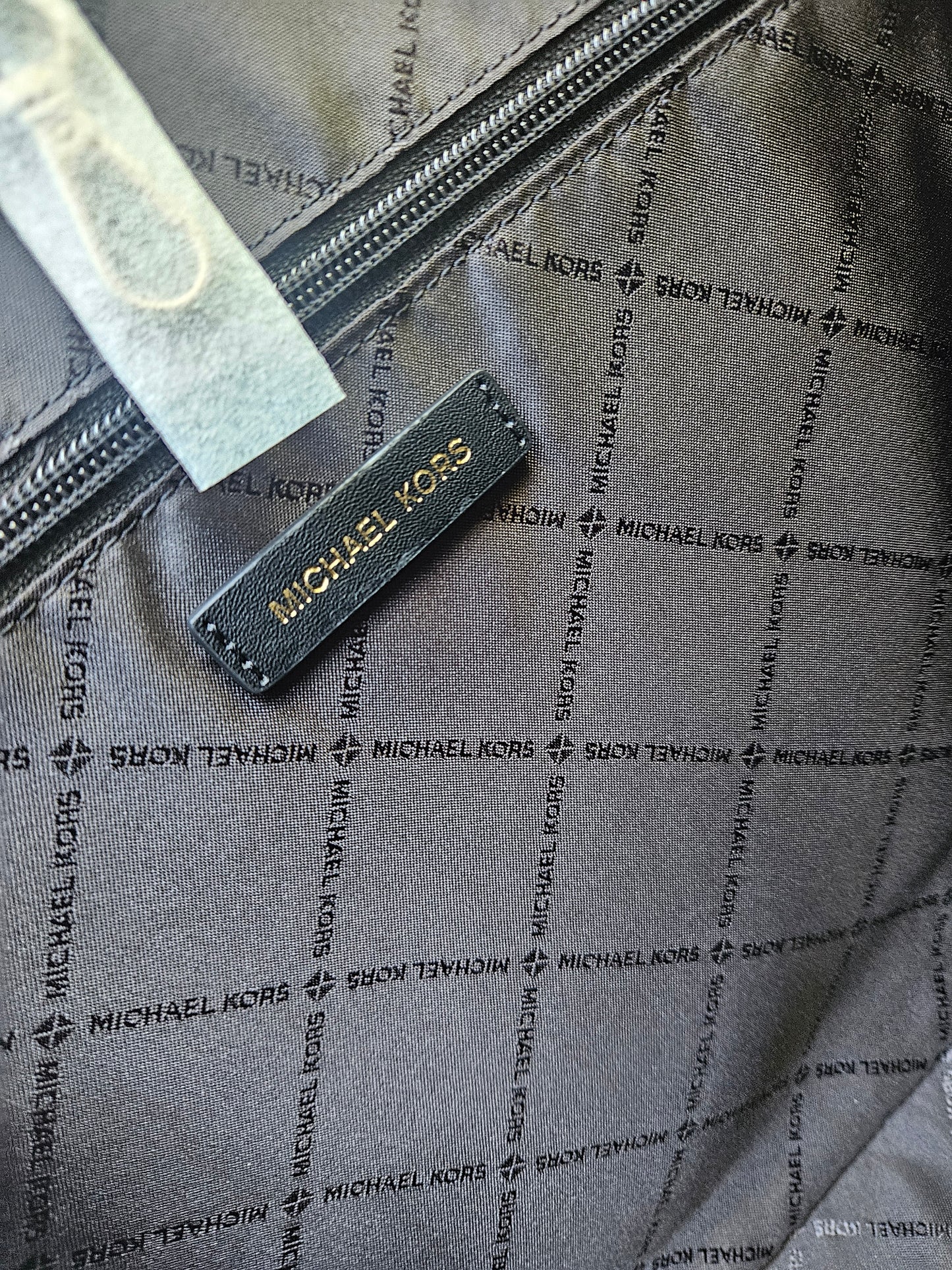 Shopping Michael Kors nera