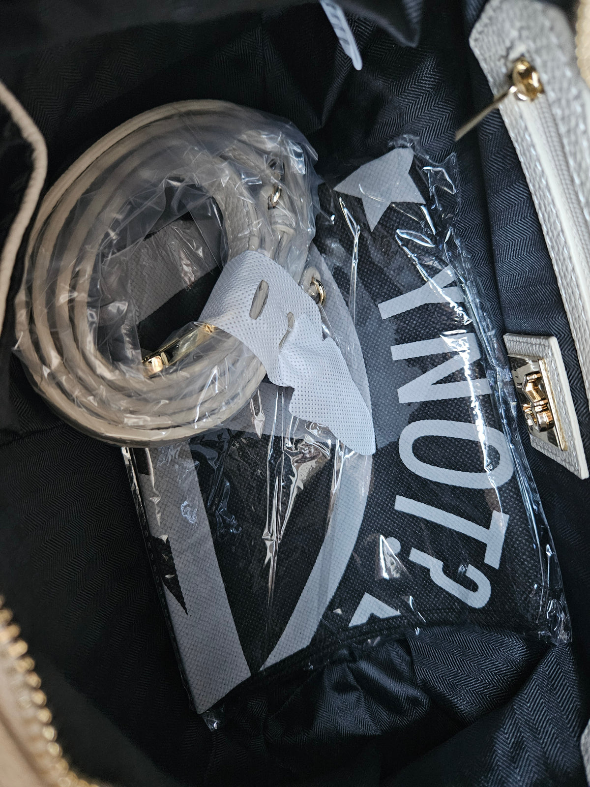 Ynot? Hobo DAF003 ice
