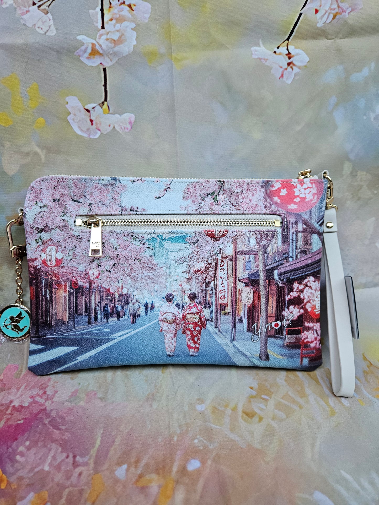 Ynot? Clutch Yes303 Tokyo