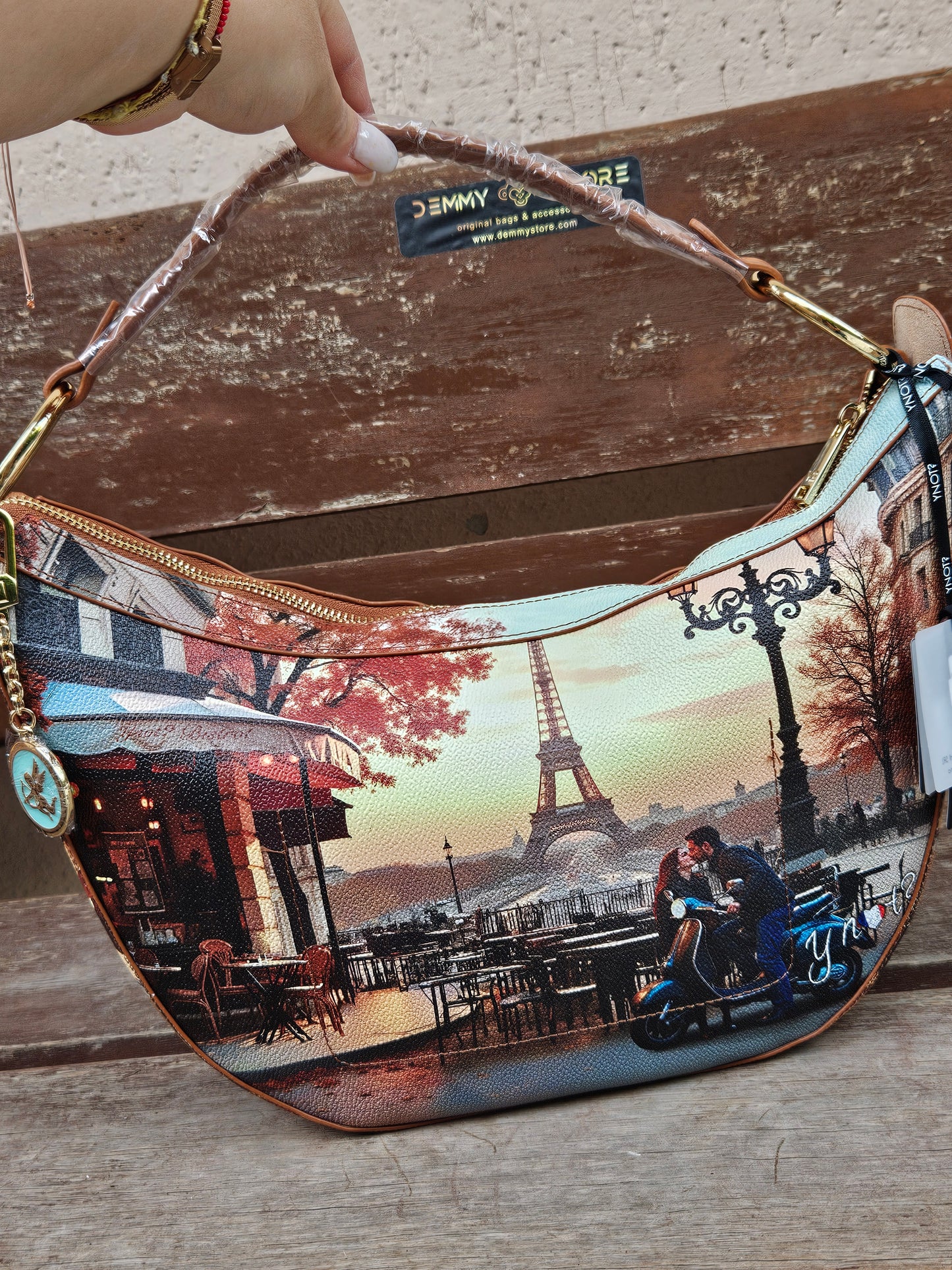 Ynot? Tracolla mezzaluna Kisses from Paris YES715