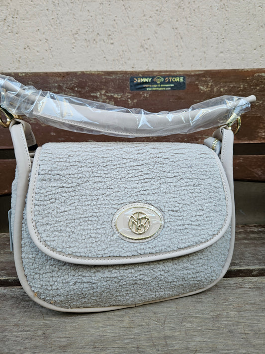Ynot? Flap bag DEA005 milk