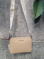 Jet set item camel