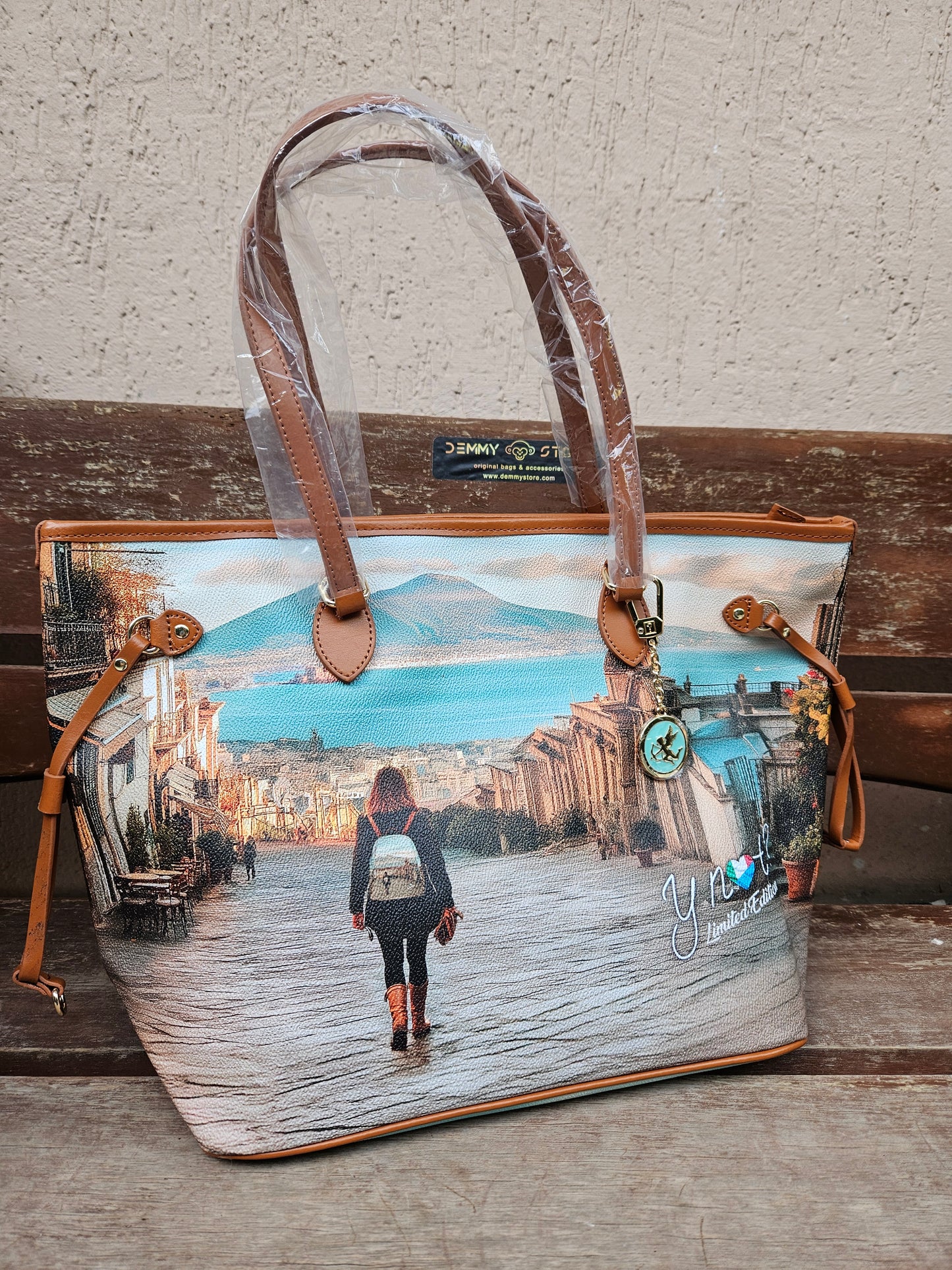 Ynot? Shopping Napoli L.E YES319
