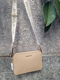 Jet set item camel