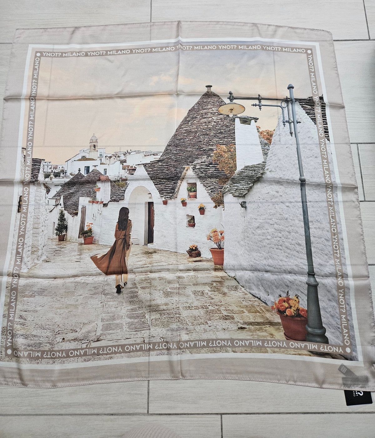 Ynot? Foulard Trulli