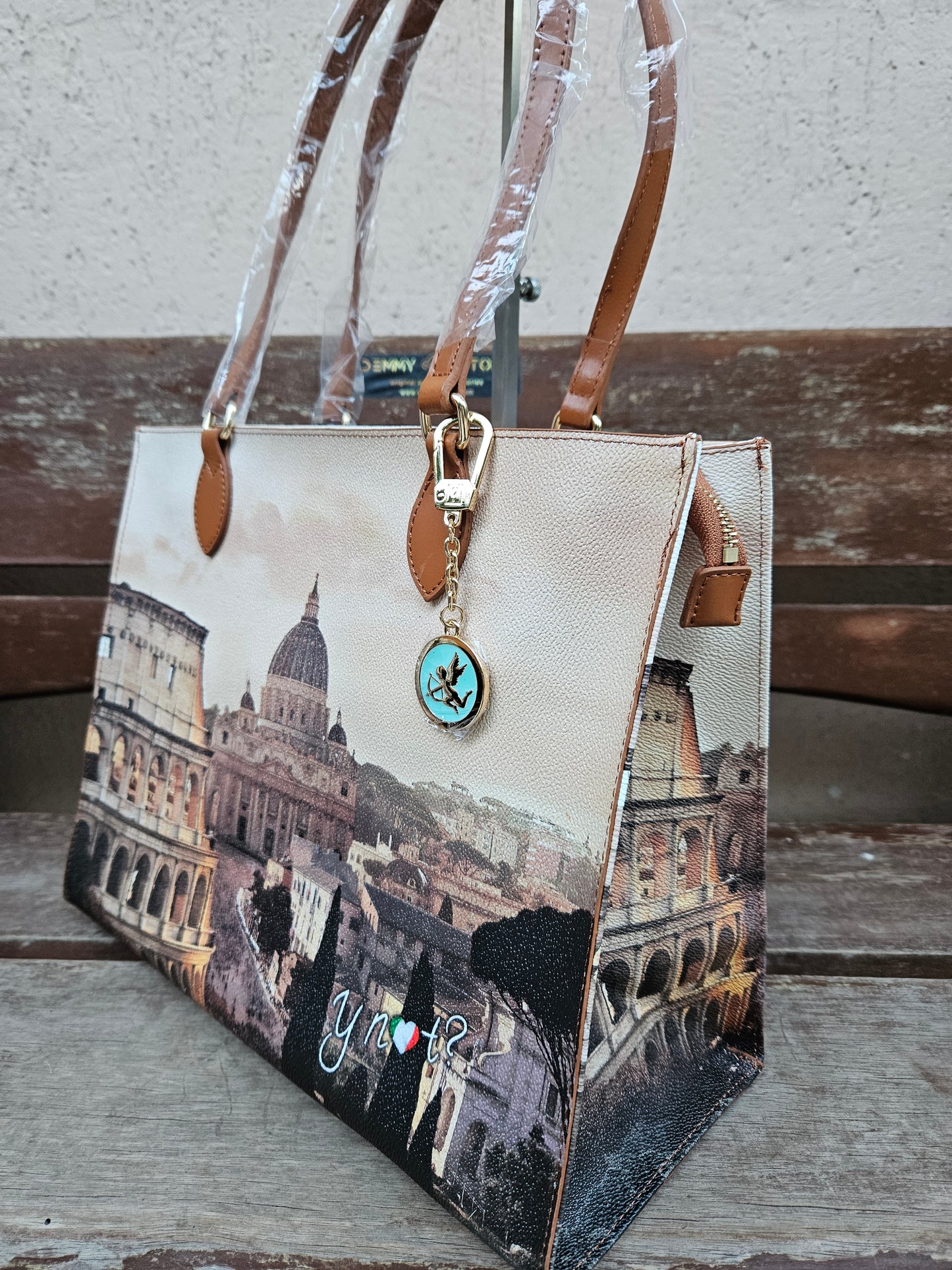 Ynot? Shopping Jubilee YES602