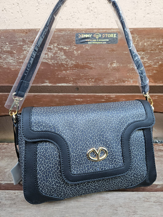 Ynot? Flap bag LUX104 nero
