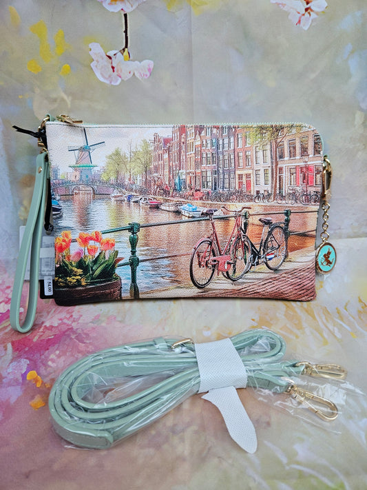Ynot? Clutch Yes303 Amsterdam