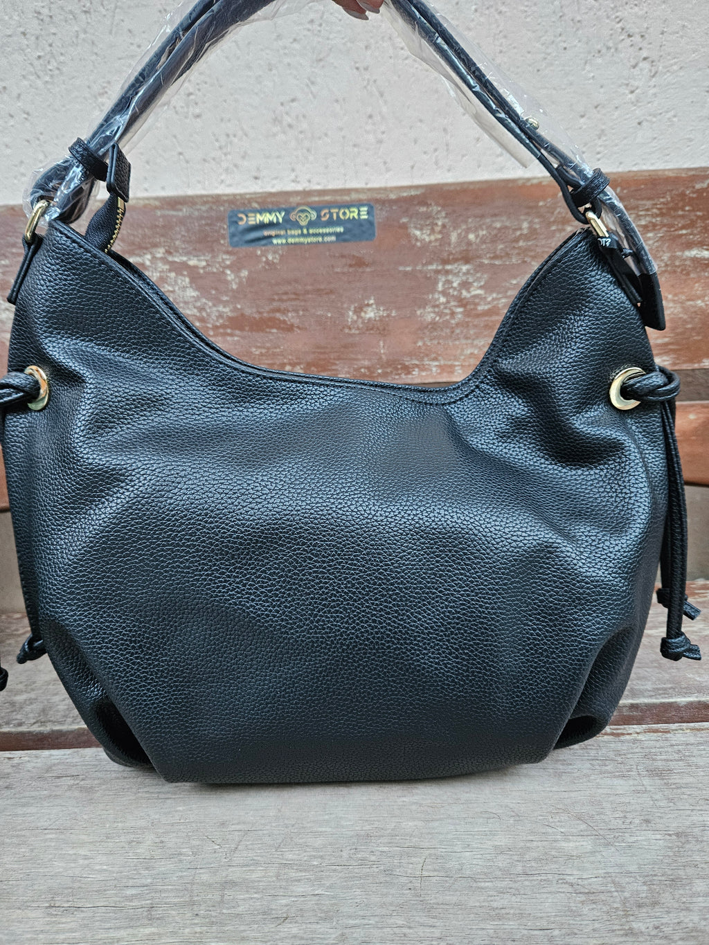 Ynot? Hobo DAF001 nera