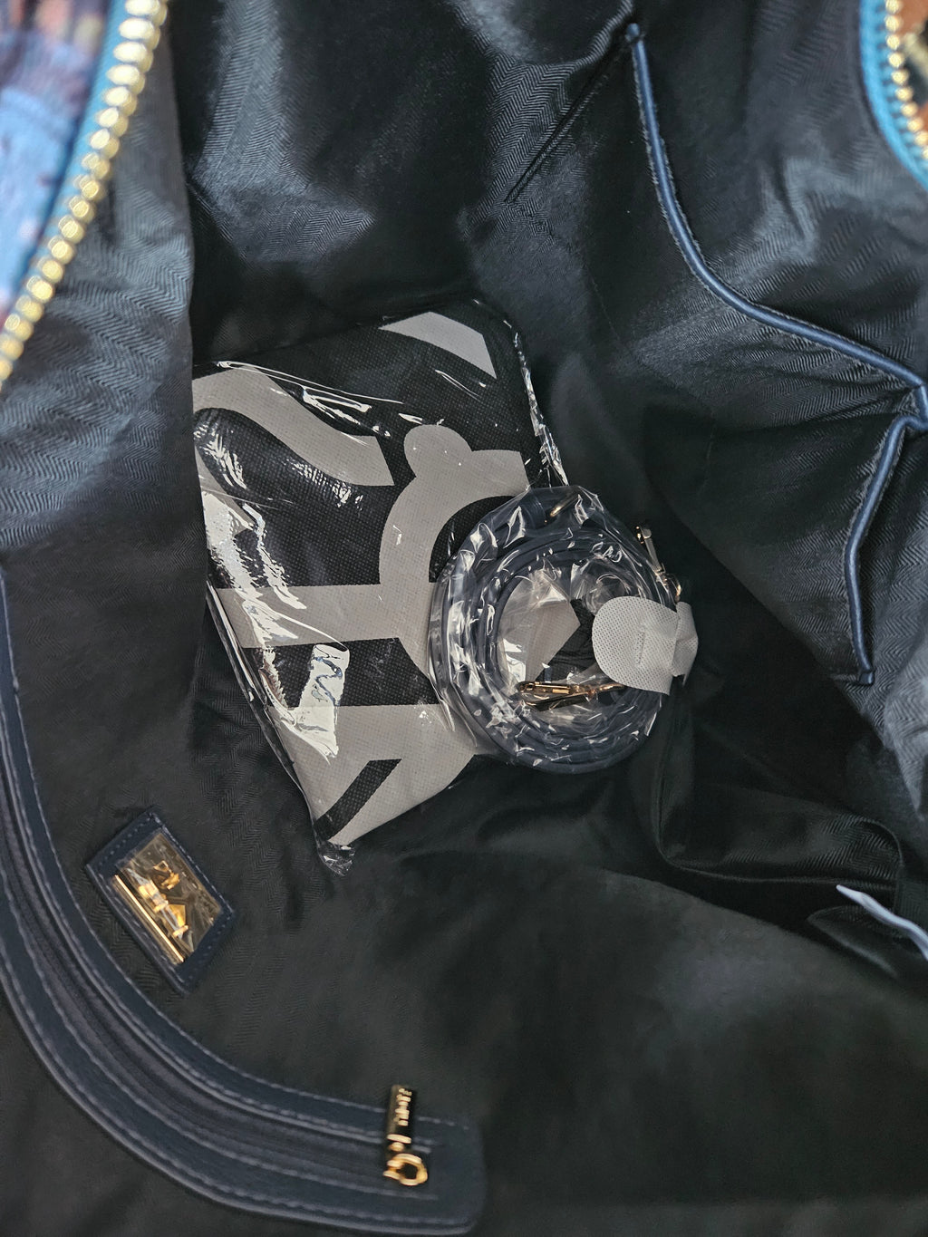 Ynot? Hobo IND002 deep