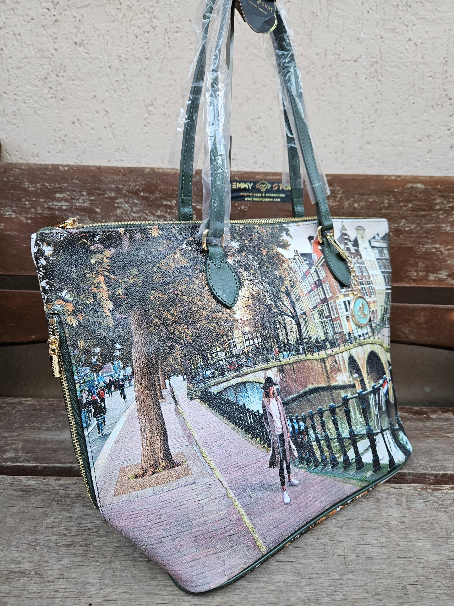 Ynot? Shopping Amsterdam bridge YES397